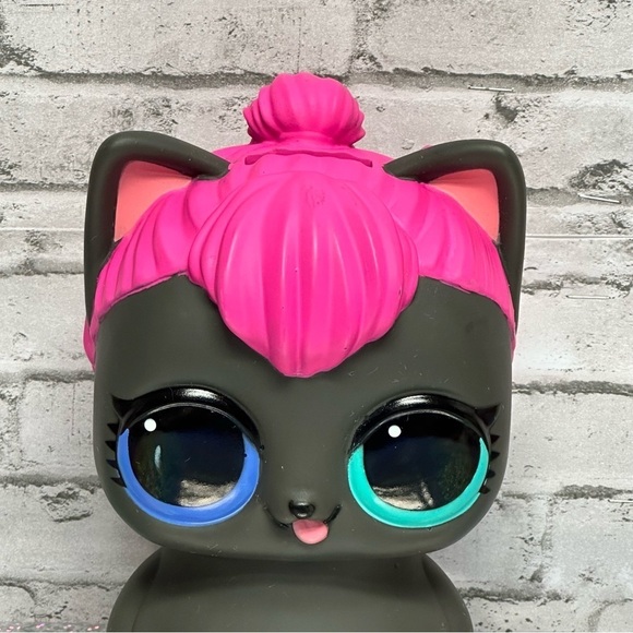 L.O.L. Surprise! Biggie Pet SPICY KITTY Money Bank 7 inches LOL - Picture 2 of 9